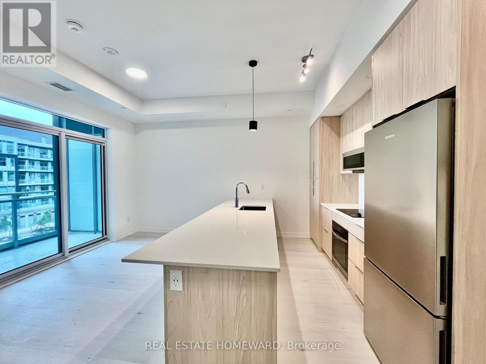 447 - 2501 Saw Whet Boulevard, Oakville, Ontario  L6M 5N2 - Photo 2 - W12165878