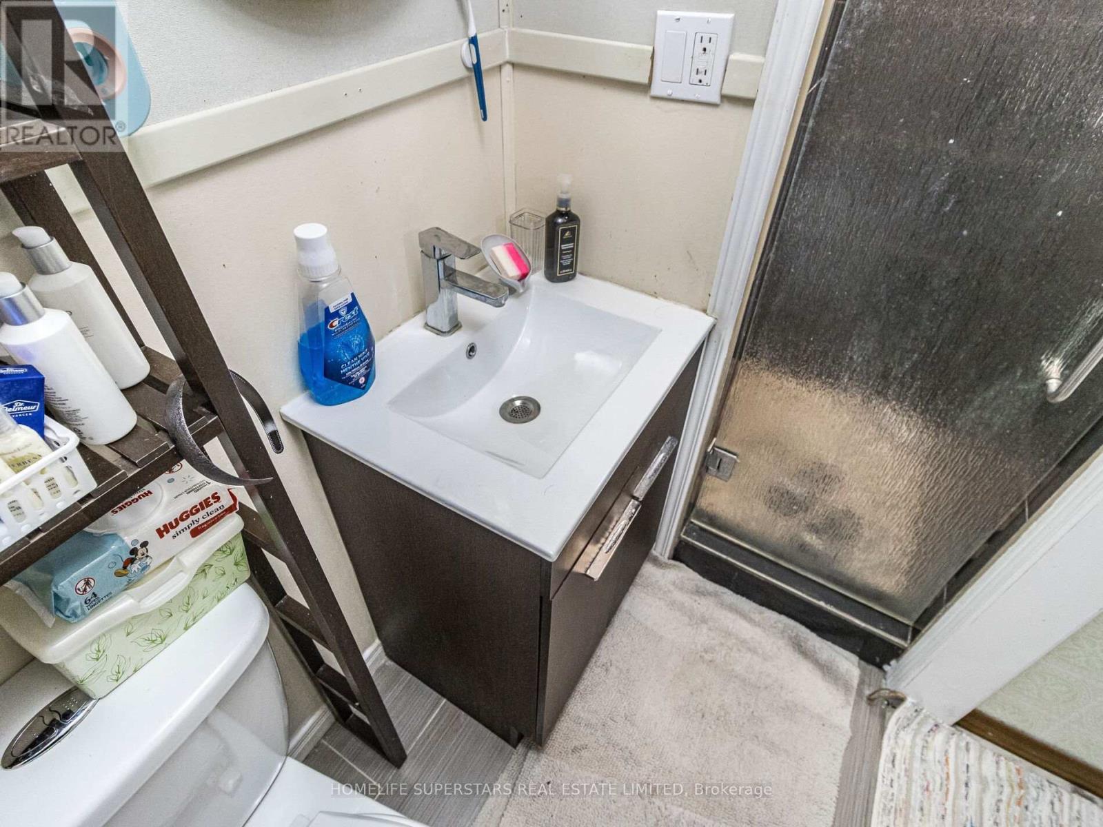 3 Haley Court, Brampton, Ontario  L6S 1N6 - Photo 23 - W12165918