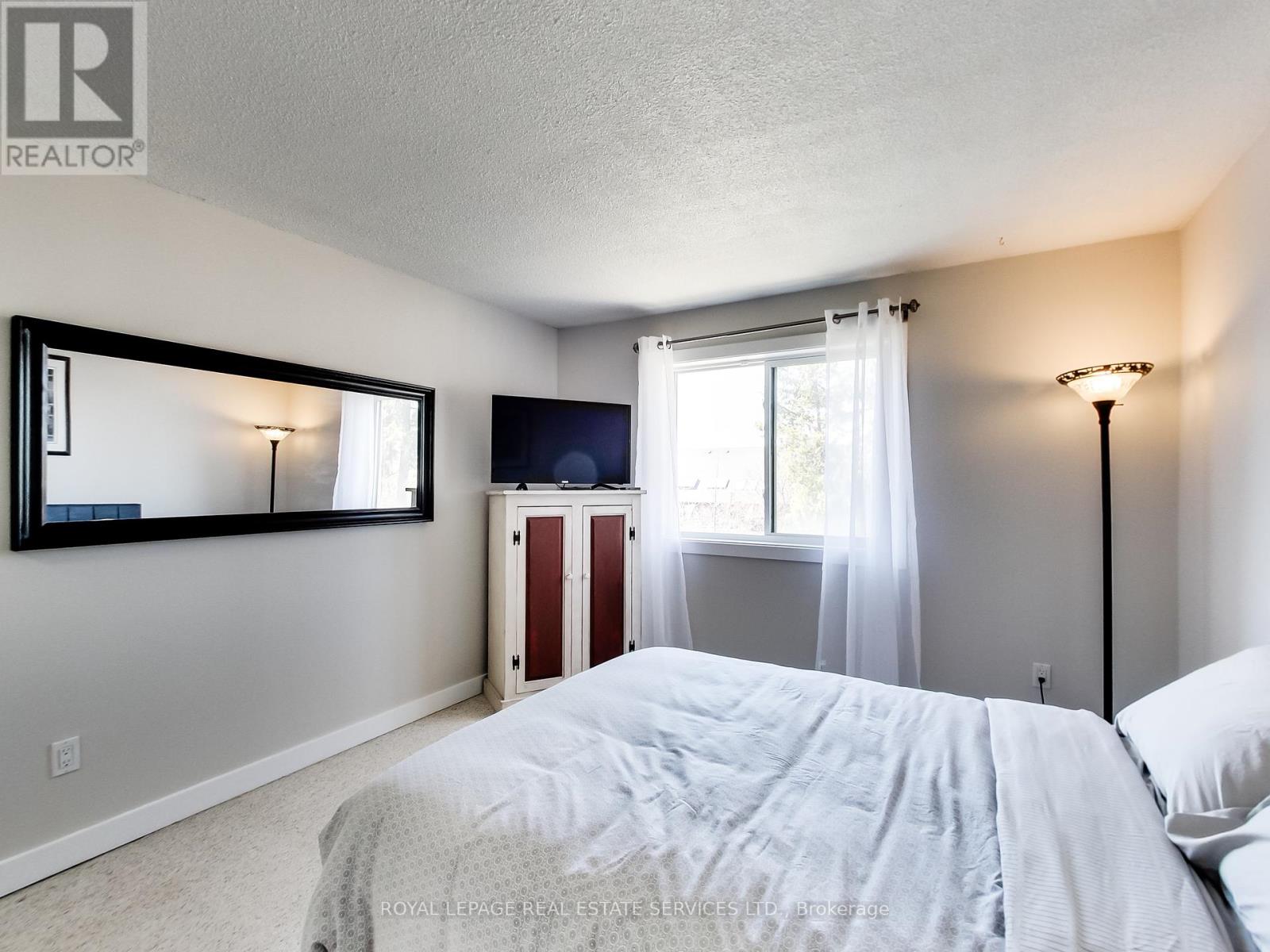 5 - 1008 Falgarwood Drive, Oakville, Ontario  L6H 2P5 - Photo 22 - W12165946