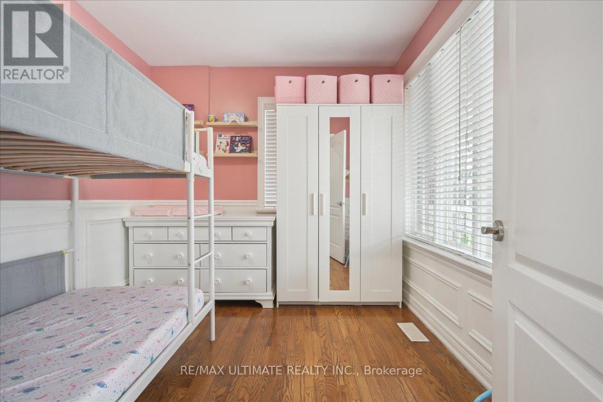 153 Aileen Avenue, Toronto, Ontario  M6M 1G1 - Photo 14 - W12165954