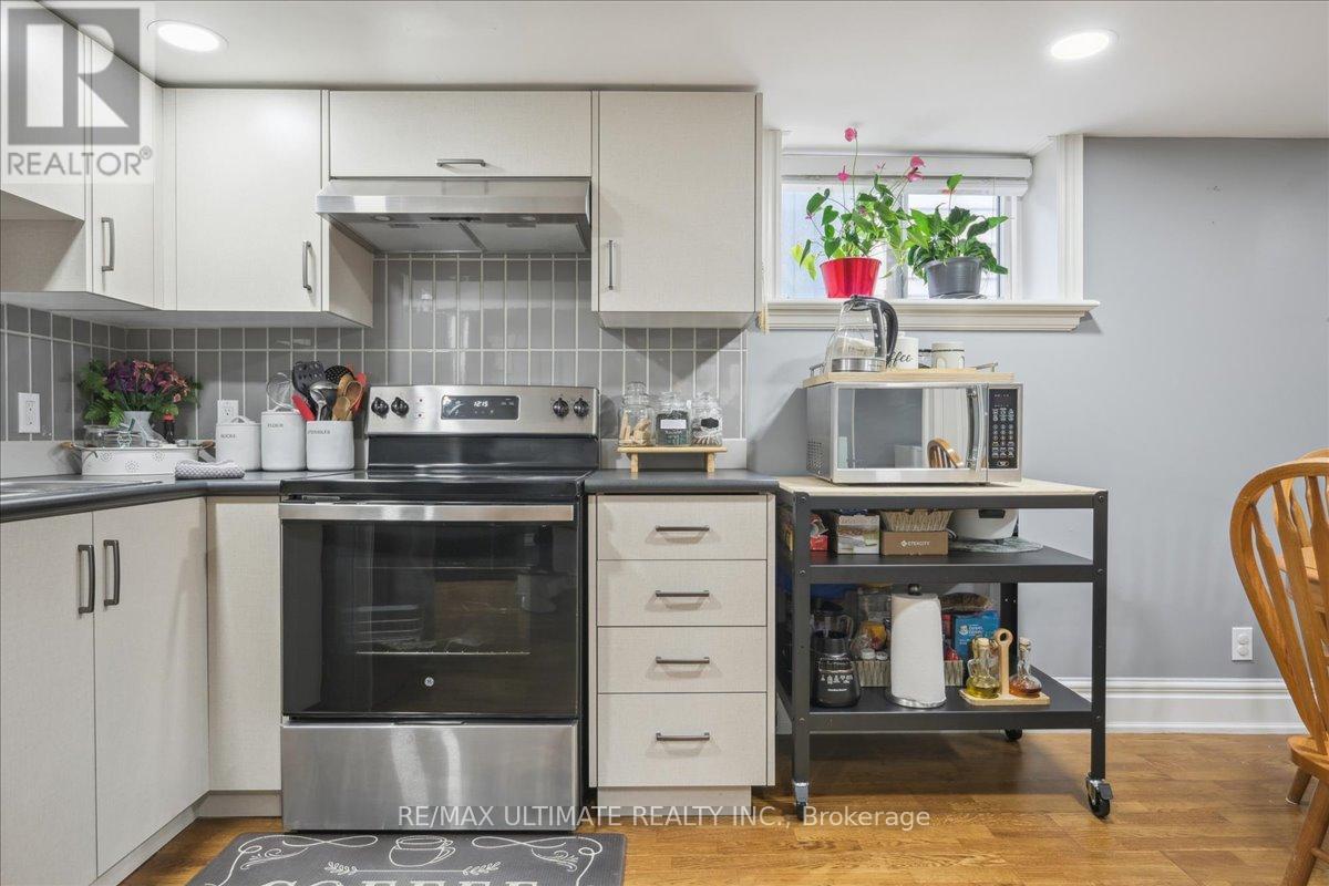 153 Aileen Avenue, Toronto, Ontario  M6M 1G1 - Photo 18 - W12165954