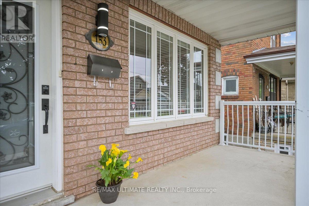 153 Aileen Avenue, Toronto, Ontario  M6M 1G1 - Photo 2 - W12165954
