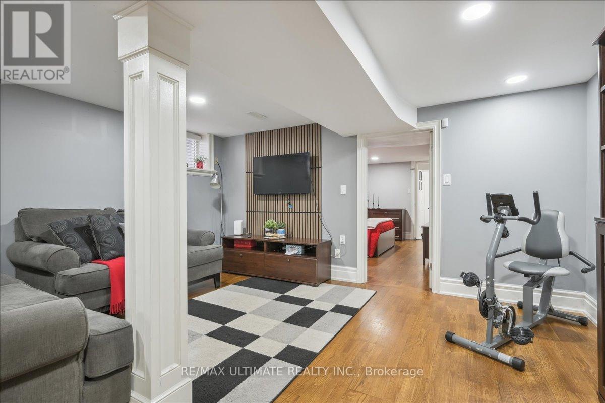 153 Aileen Avenue, Toronto, Ontario  M6M 1G1 - Photo 22 - W12165954