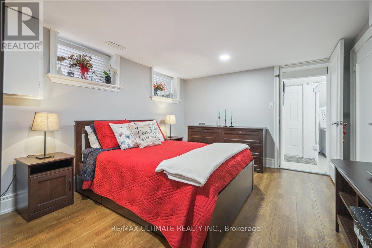 153 Aileen Avenue, Toronto, Ontario  M6M 1G1 - Photo 24 - W12165954