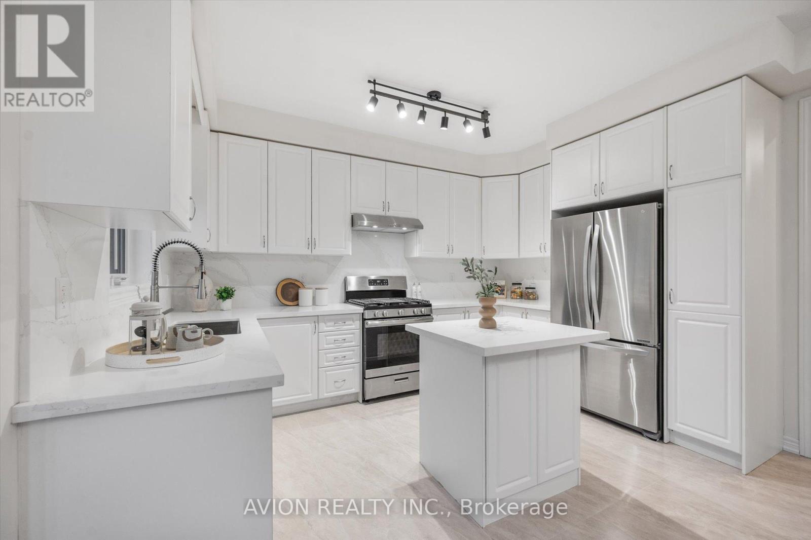 428 George Ryan Avenue, Oakville, Ontario  L6H 0S2 - Photo 11 - W12166022