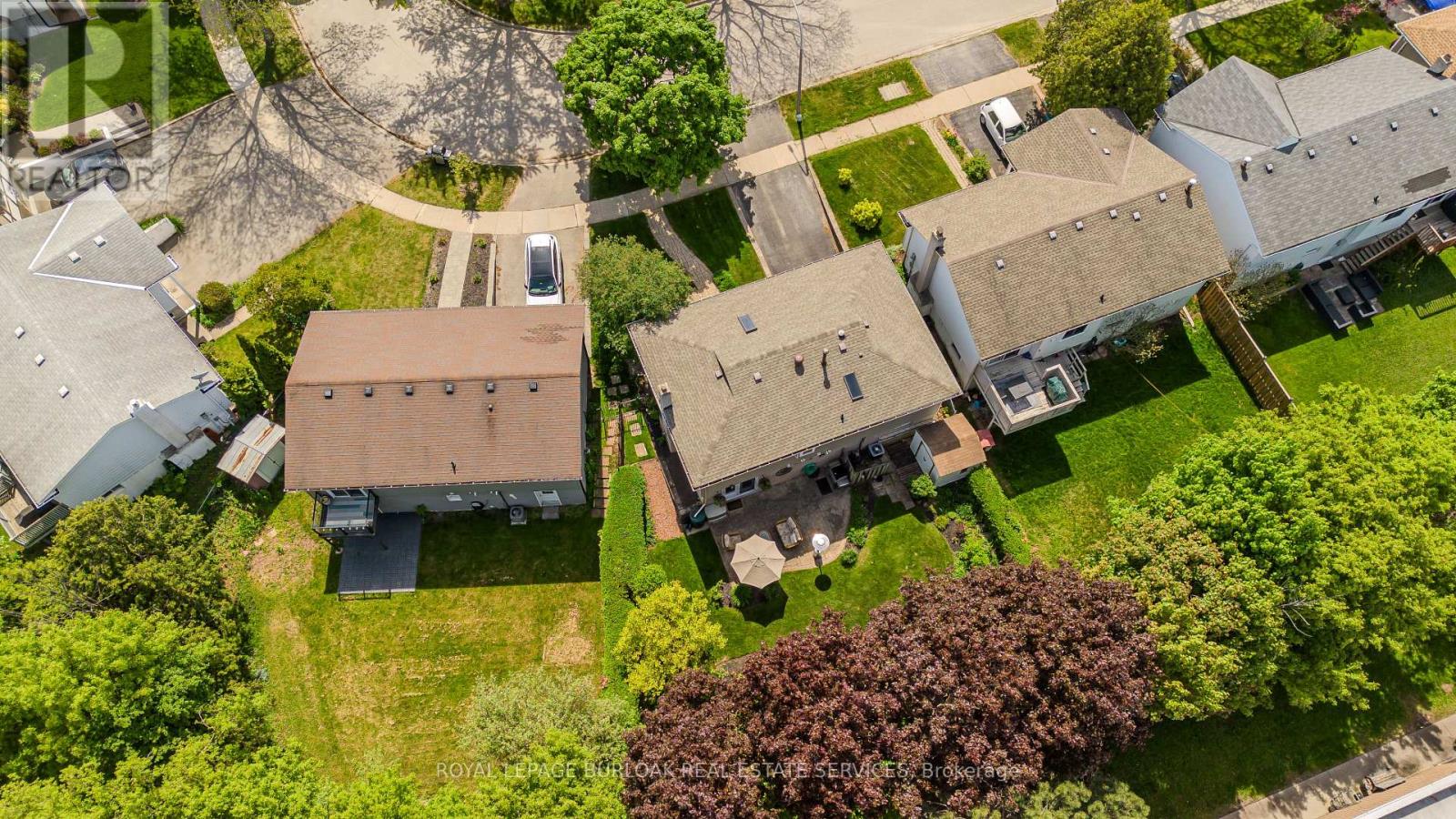 452 Sparling Crescent, Burlington (Shoreacres), Ontario  L7L 5J4 - Photo 8 - W12166041