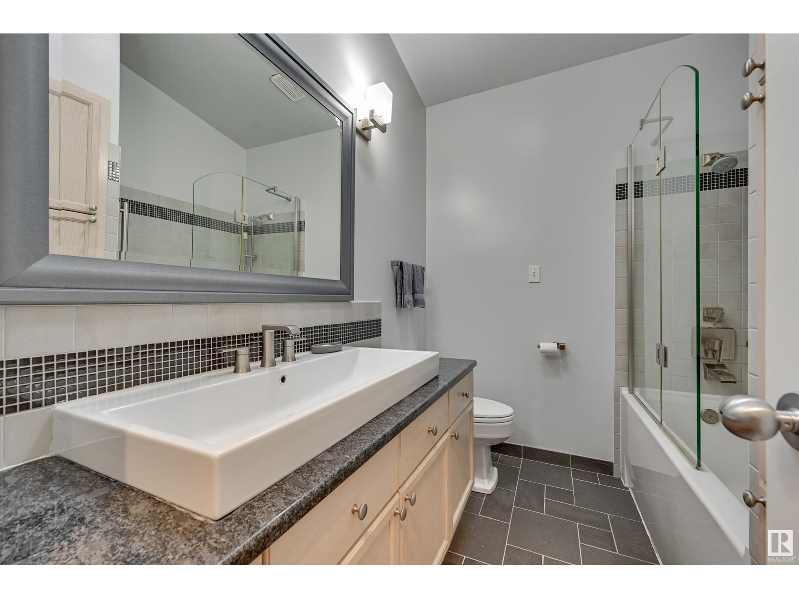 15014 75 Av Nw, Edmonton, Alberta  T5R 2Y7 - Photo 38 - E4437842