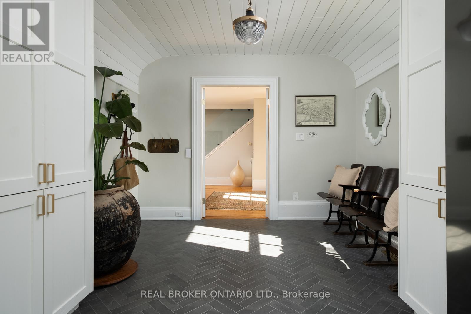 354 College Street, Cobourg, Ontario  K9A 3V6 - Photo 10 - X12165689