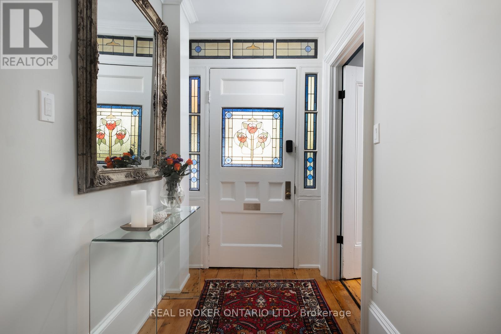 Property at 354 COLLEGE STREET image 2