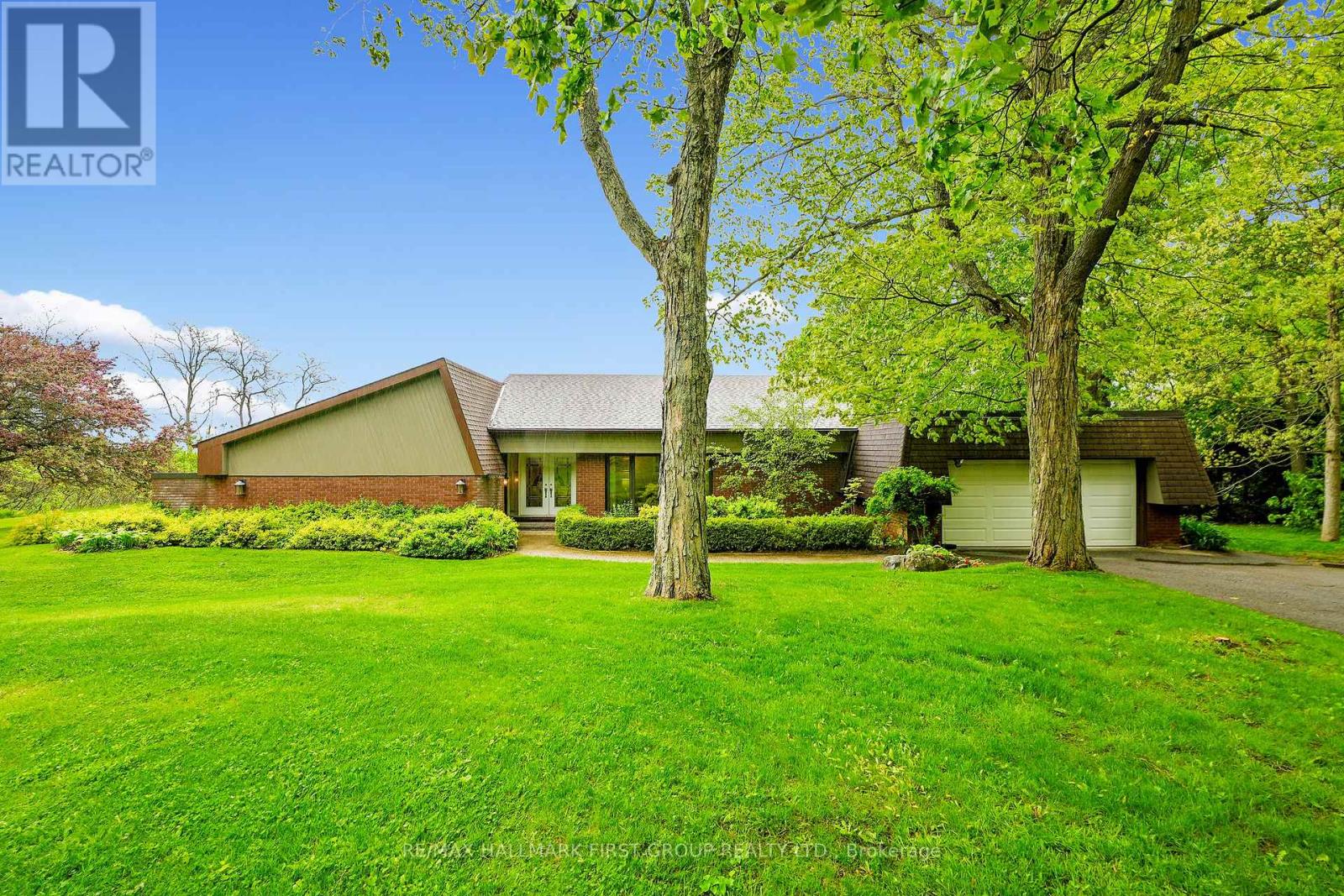 15 PAIGE COURT, Cobourg, Ontario
