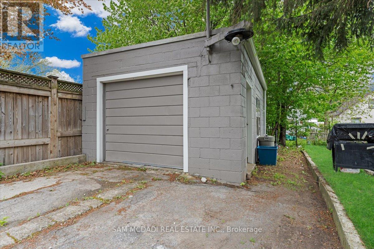 4088 Broughton Avenue, Niagara Falls, Ontario  L2E 3K6 - Photo 42 - X12165779
