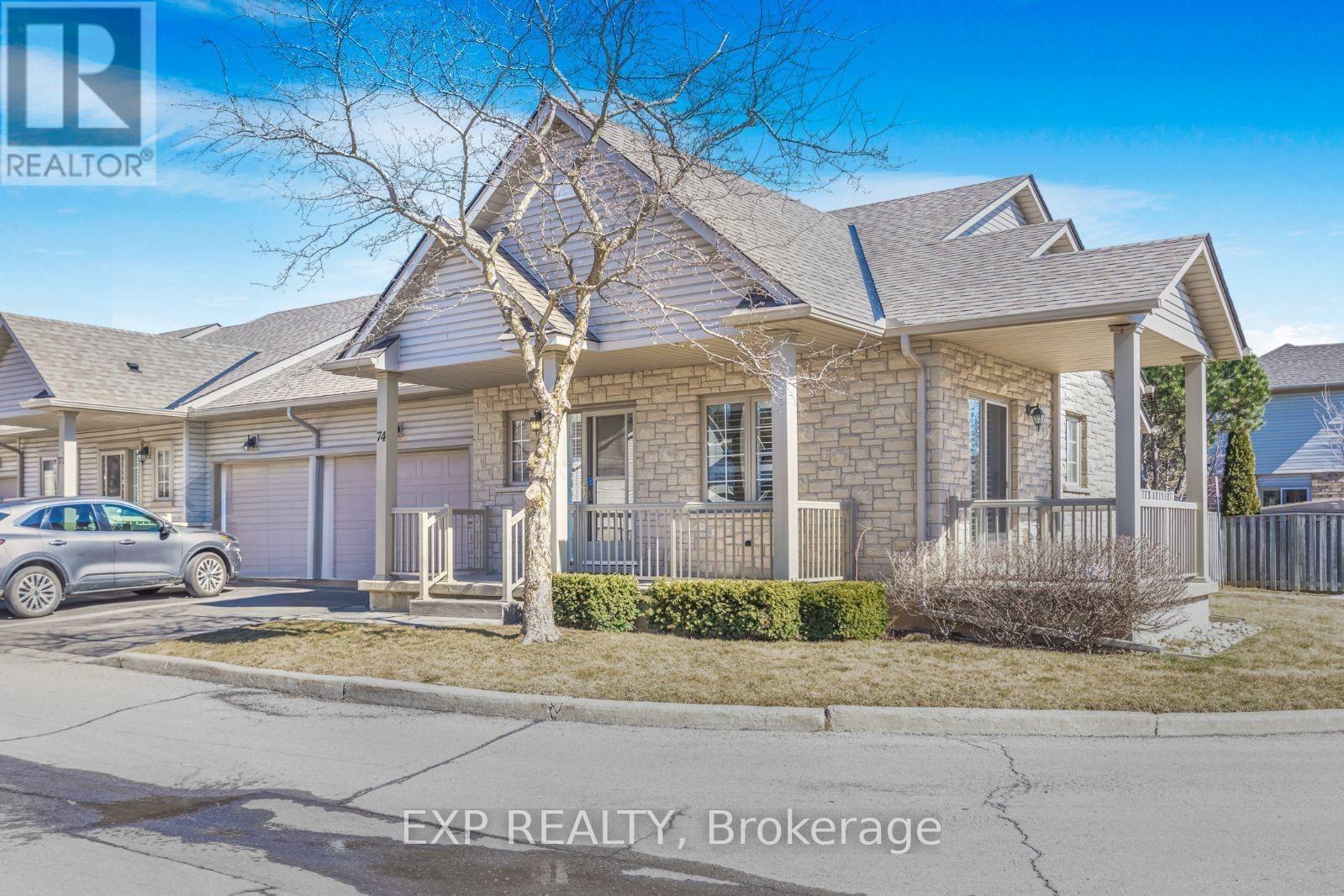 74 - 34 SOUTHBROOK DRIVE, Hamilton, Ontario