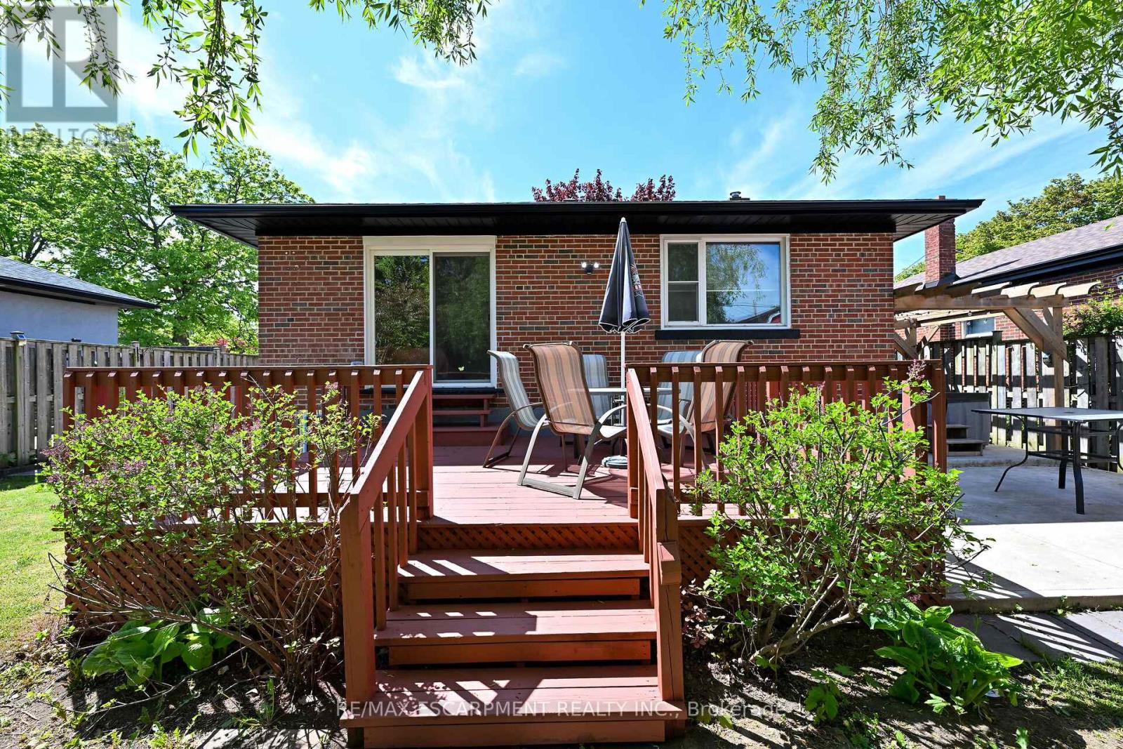 99 Wise Crescent, Hamilton, Ontario  L8T 2L7 - Photo 11 - X12165832