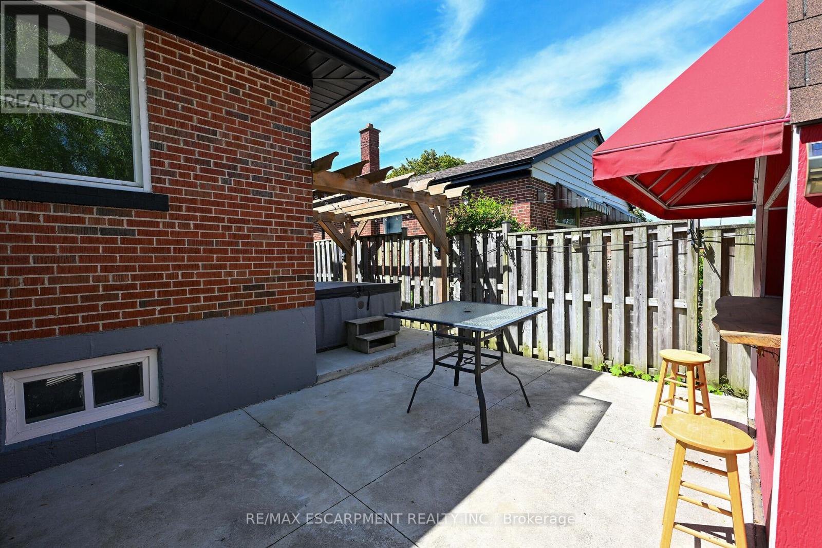 99 Wise Crescent, Hamilton, Ontario  L8T 2L7 - Photo 13 - X12165832
