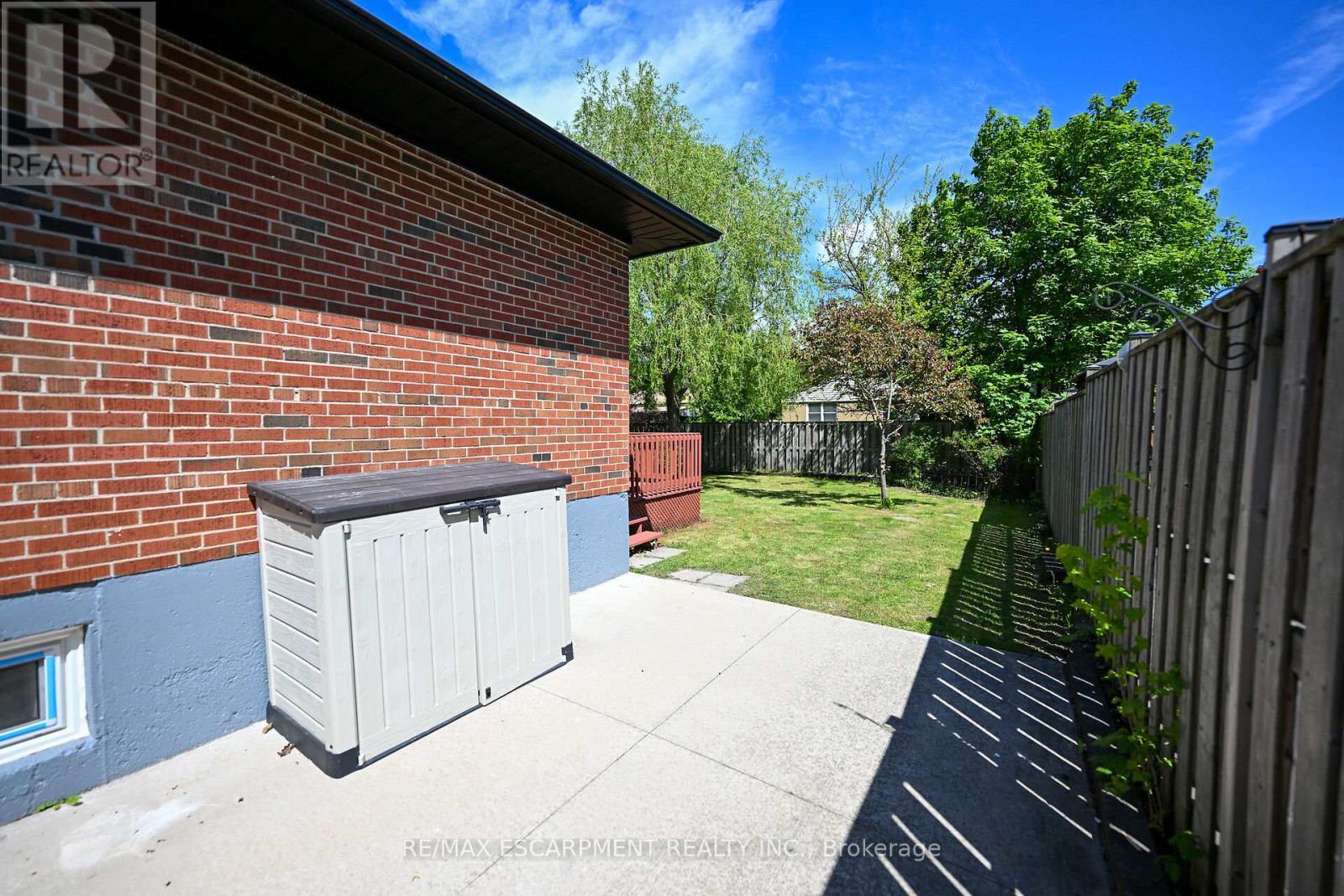 99 Wise Crescent, Hamilton, Ontario  L8T 2L7 - Photo 6 - X12165832