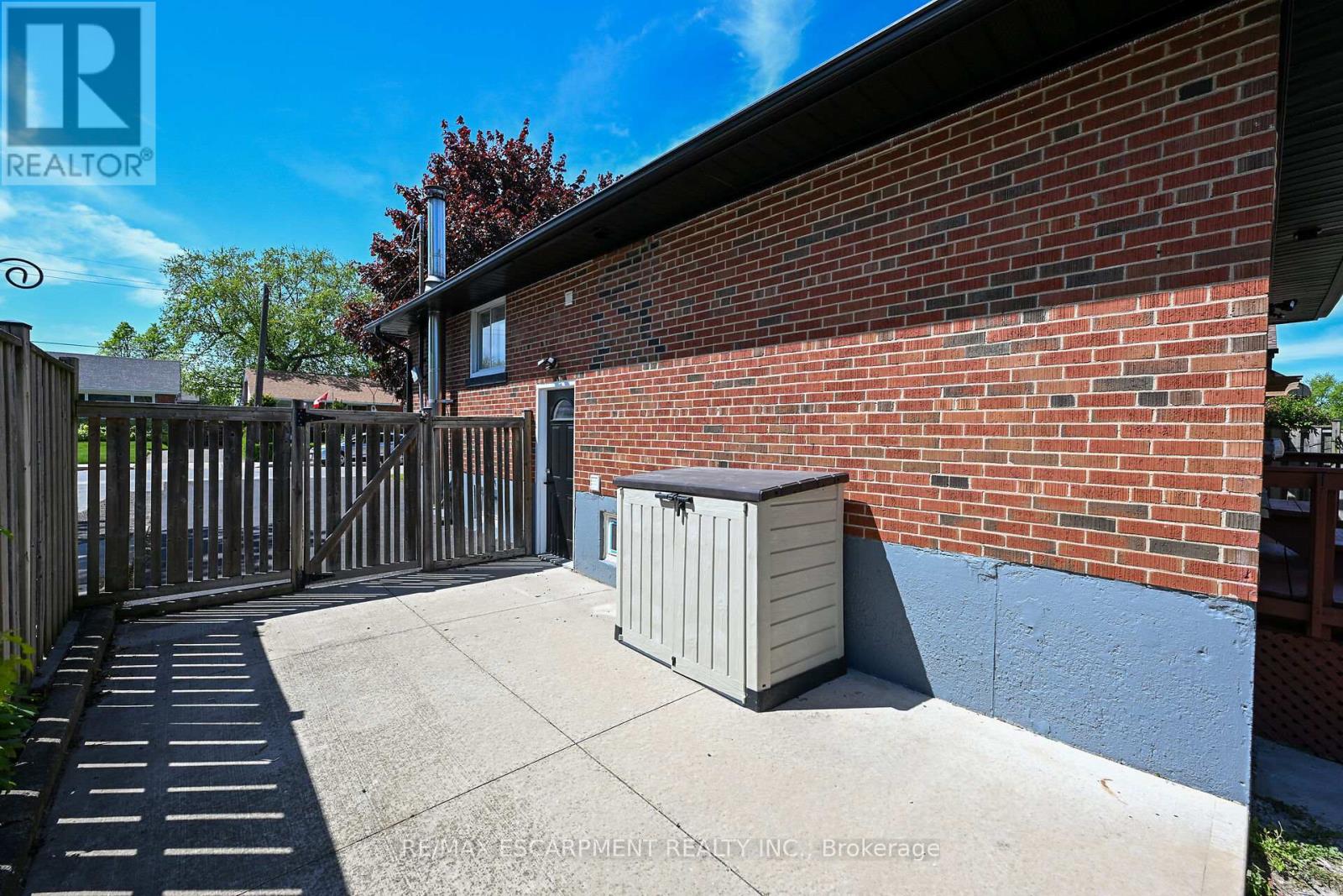 99 Wise Crescent, Hamilton, Ontario  L8T 2L7 - Photo 8 - X12165832