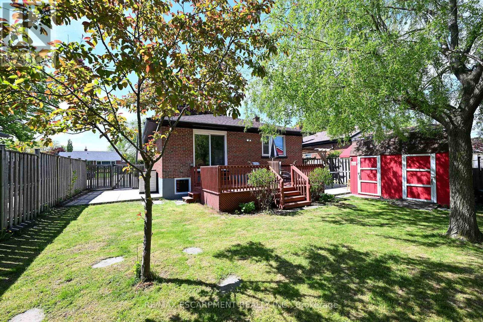 99 Wise Crescent, Hamilton, Ontario  L8T 2L7 - Photo 9 - X12165832