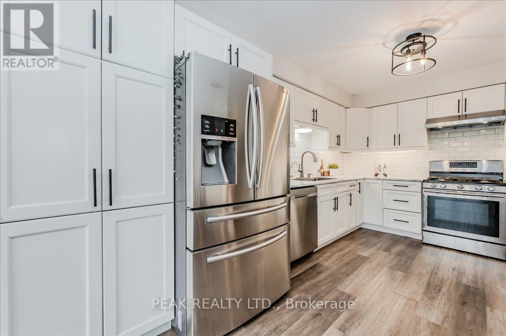 837 Edgar Street W, North Perth (Listowel), Ontario  N4W 3R3 - Photo 12 - X12165860