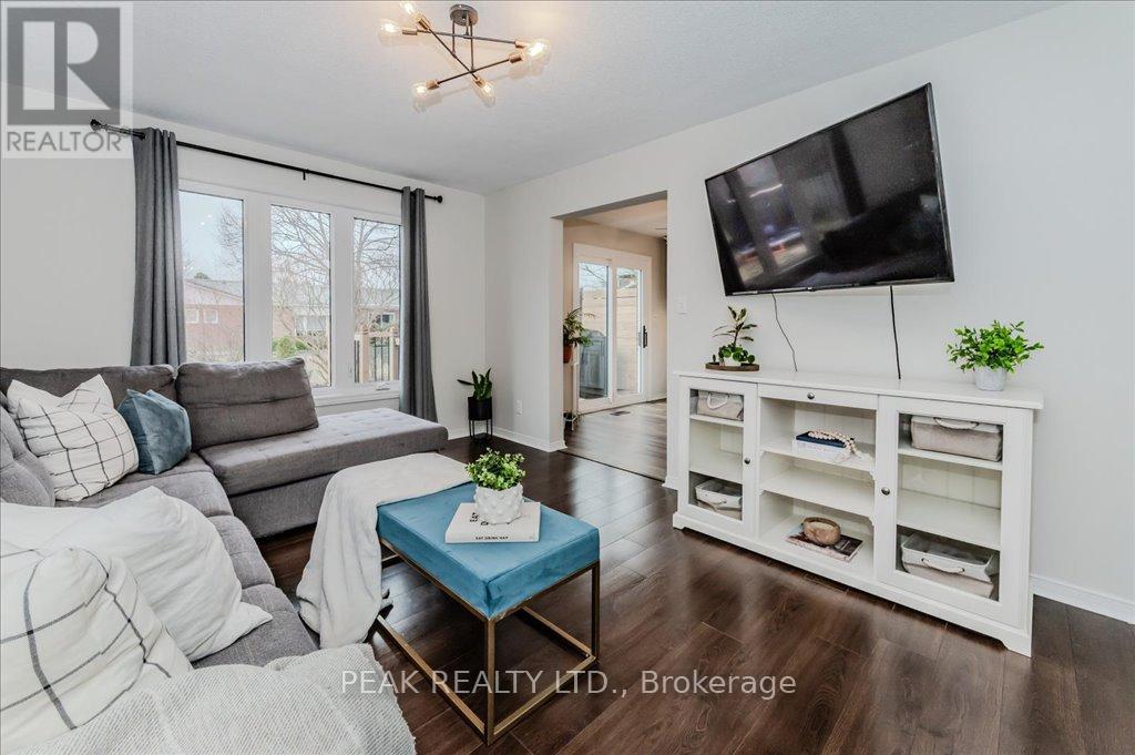 837 Edgar Street W, North Perth (Listowel), Ontario  N4W 3R3 - Photo 7 - X12165860
