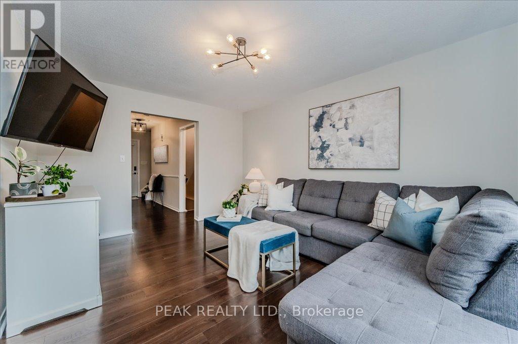 837 Edgar Street W, North Perth (Listowel), Ontario  N4W 3R3 - Photo 8 - X12165860