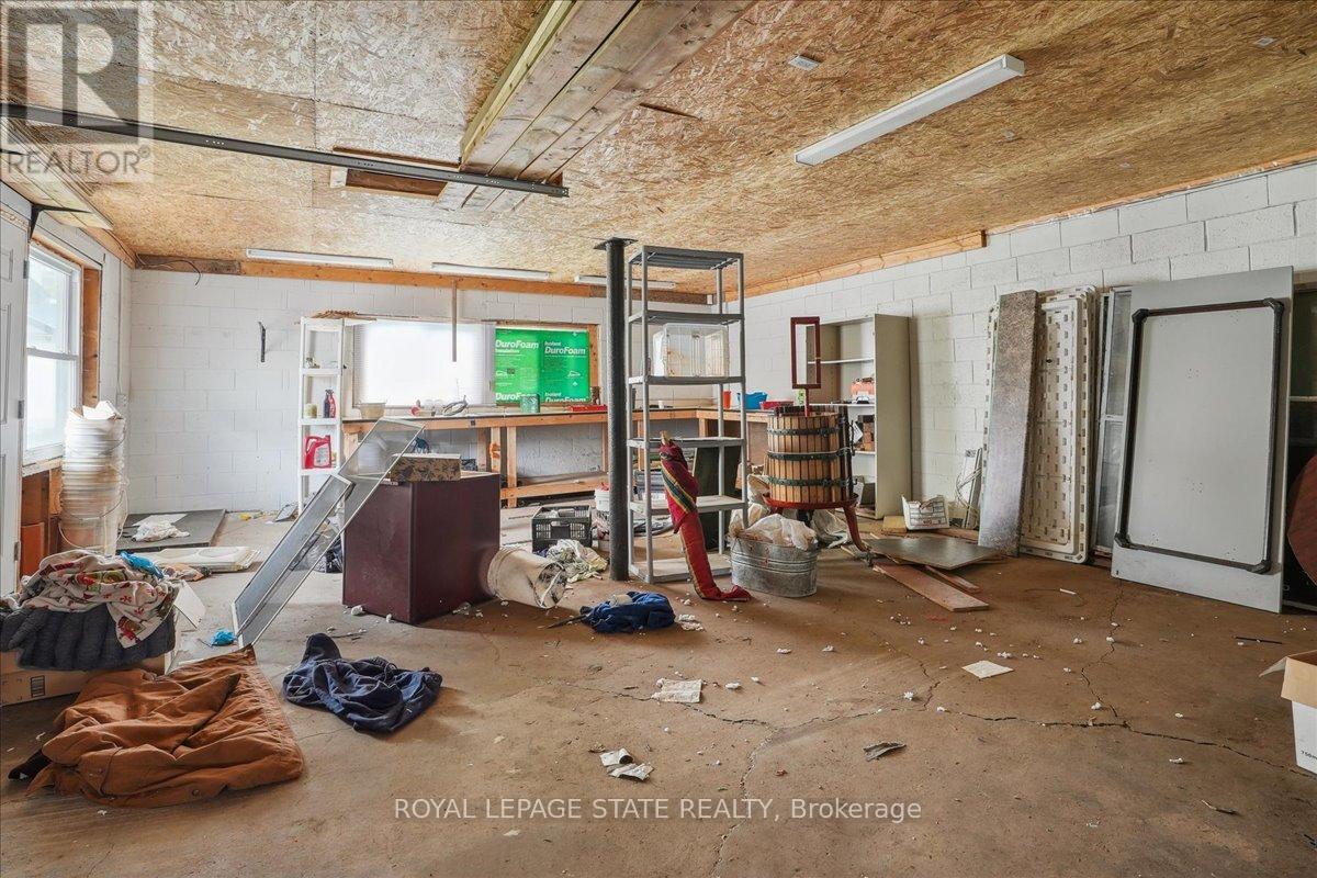 4528 Bridge Street, Niagara Falls, Ontario  L2E 2R7 - Photo 43 - X12165919