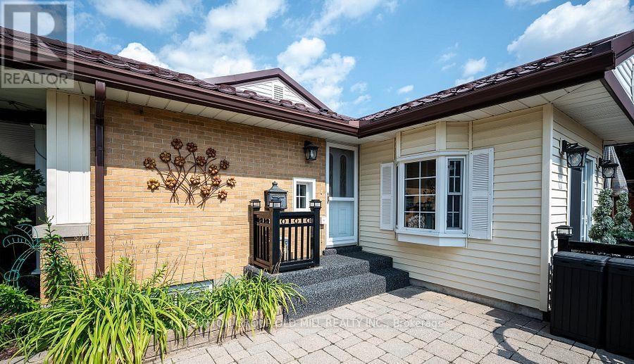 255 Erb Street E, Waterloo, Ontario  N2J 1N2 - Photo 6 - X12165931