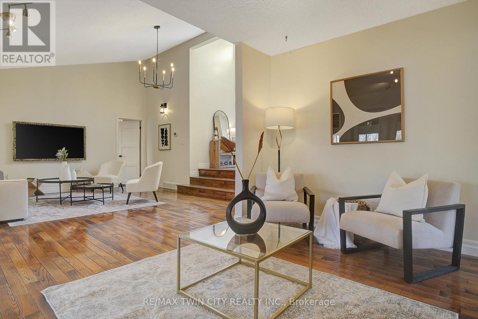 Property at 108 BLENHEIM ROAD image 3