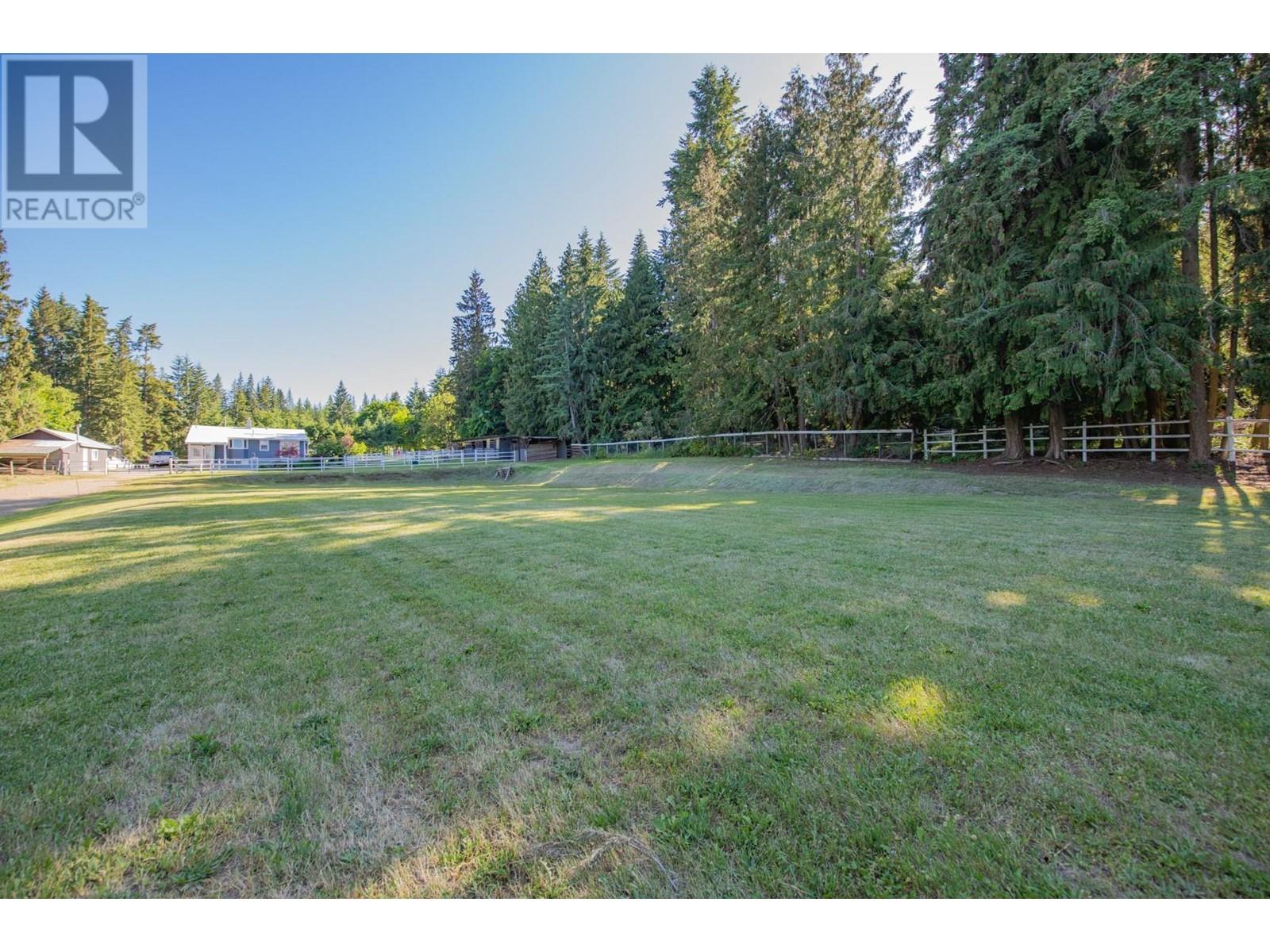 4091 10 Avenue SE, Salmon Arm, BC V1E1W7
