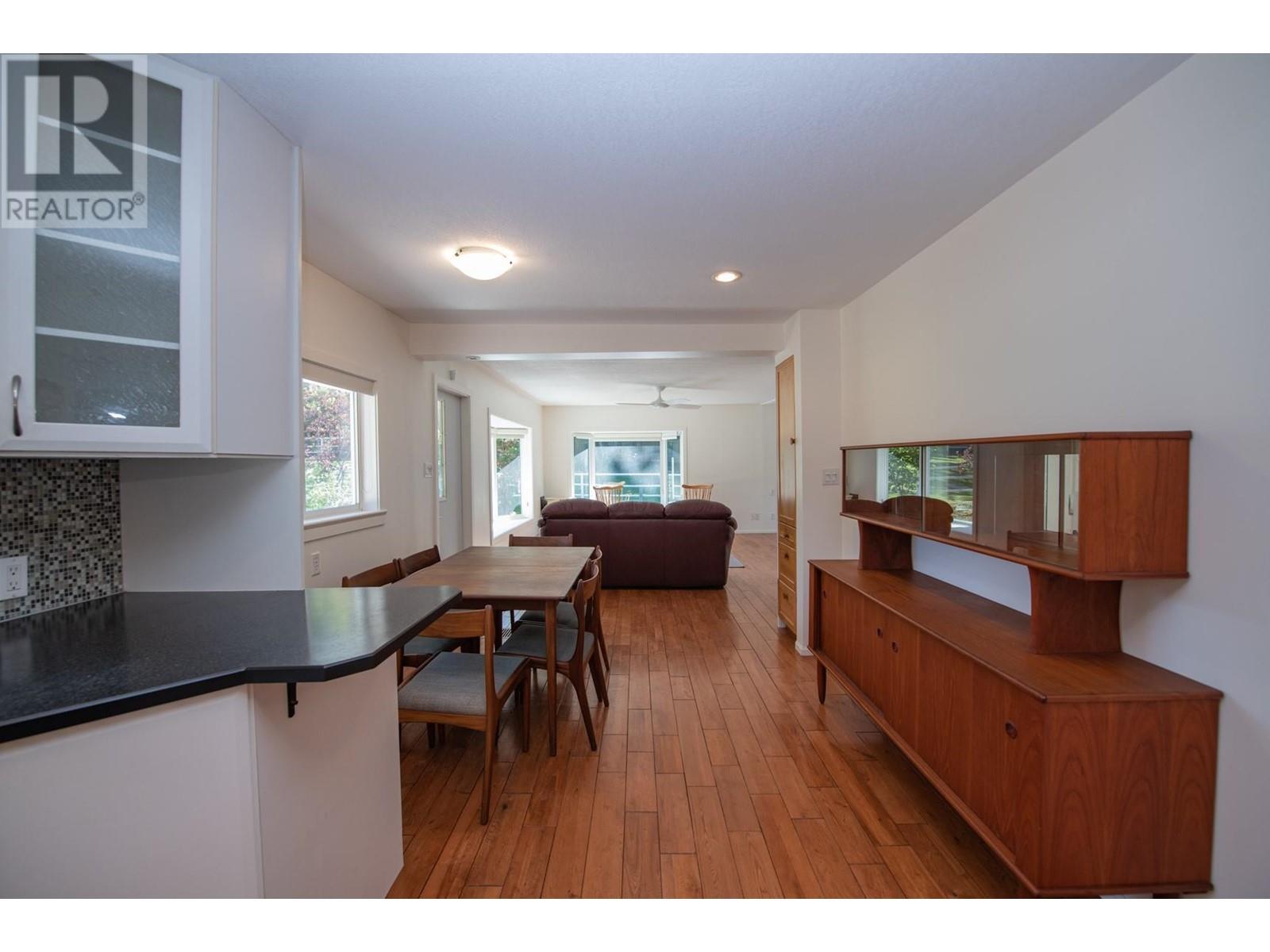 4091 10 Avenue SE, Salmon Arm, BC V1E1W7