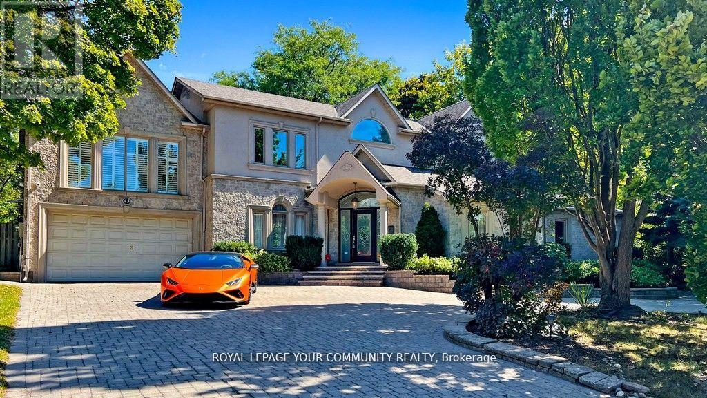 43 Denham Drive, Richmond Hill, Ontario  L4C 6H7 - Photo 2 - N12115546