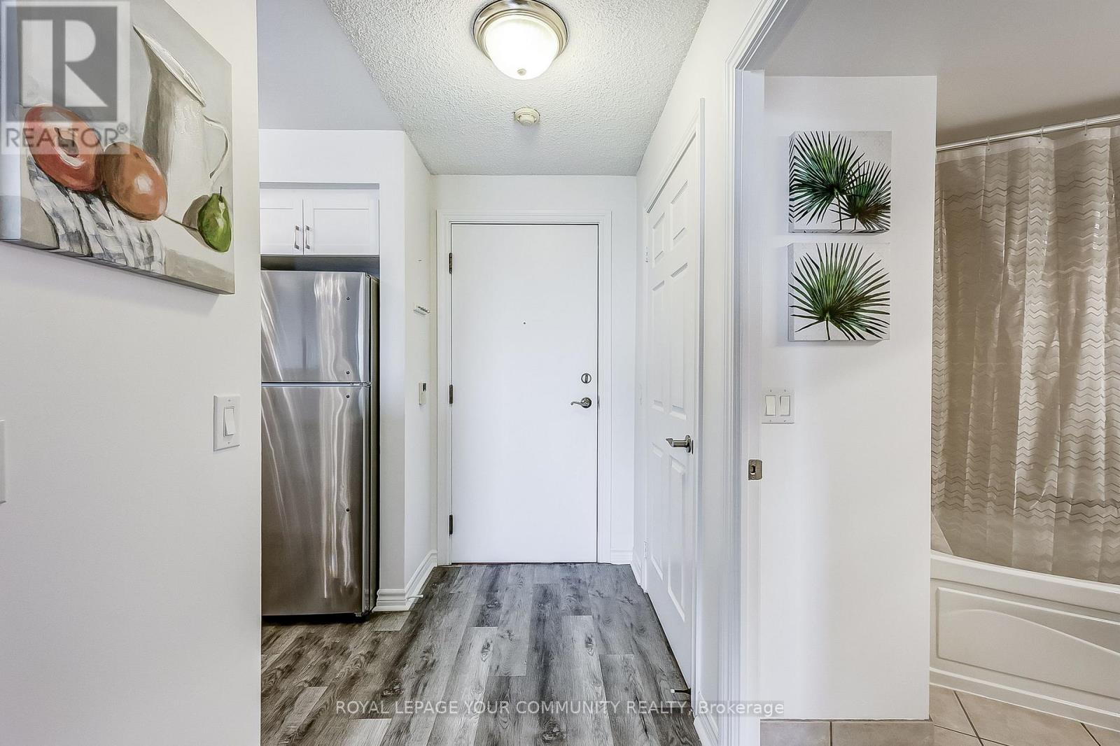 Property at 2122 - 700 HUMBERWOOD BOULEVARD image 4