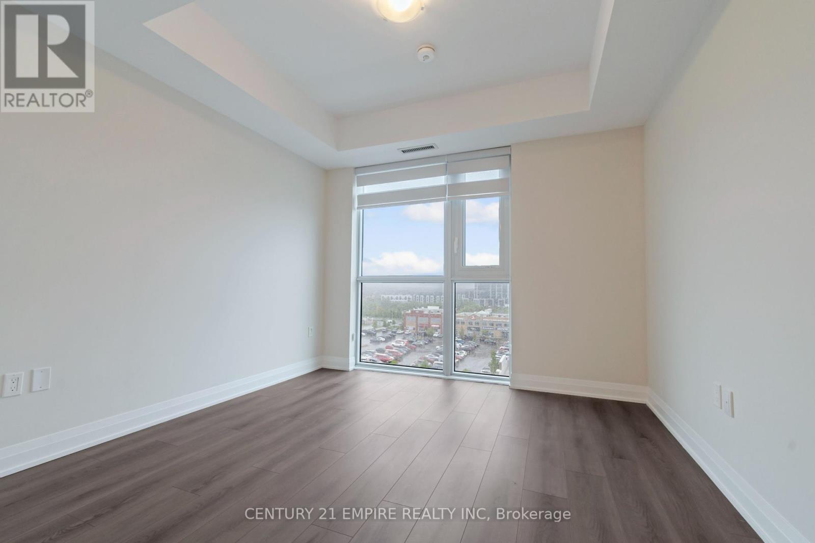 717 - 509 Dundas Street W, Oakville, Ontario  L6M 5P4 - Photo 23 - W12008848