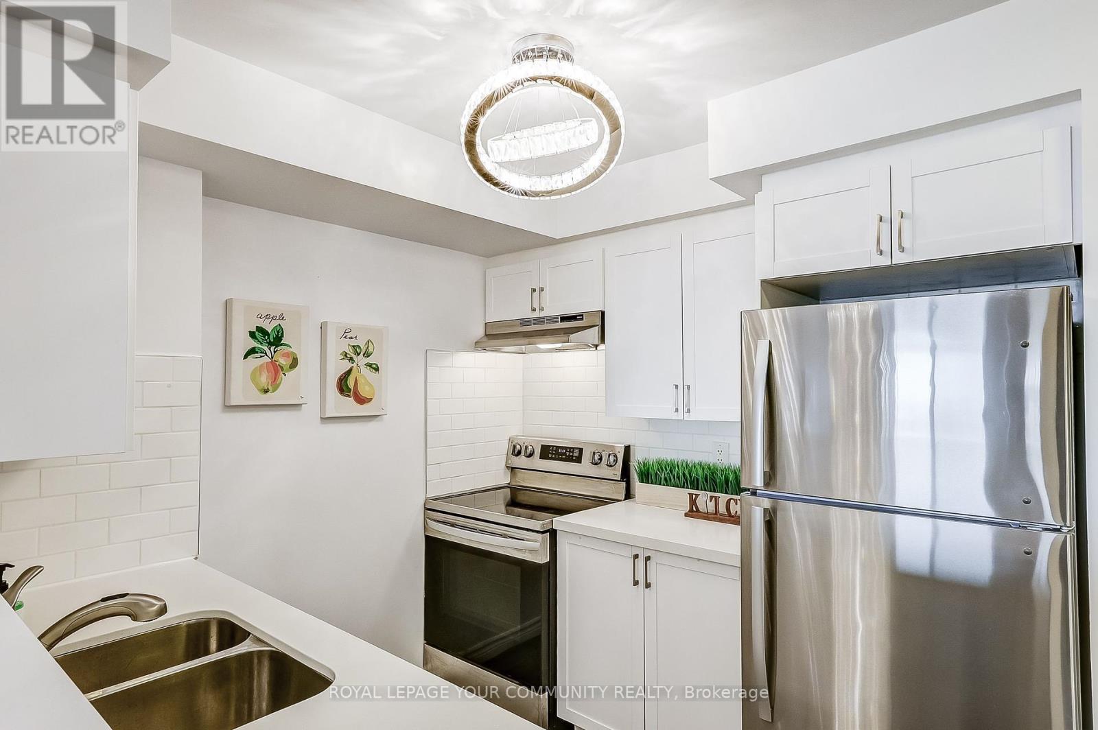 2122 - 700 Humberwood Boulevard, Toronto, Ontario  M9W 7J4 - Photo 13 - W12153644