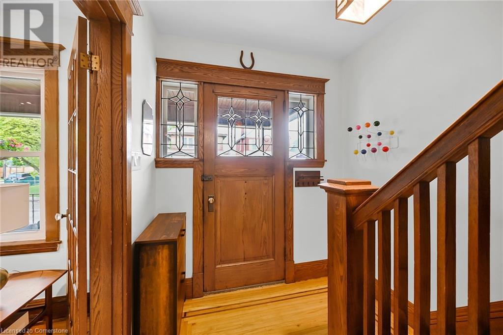 62 Kensington Avenue N, Hamilton, Ontario  L8L 7N2 - Photo 5 - 40730744
