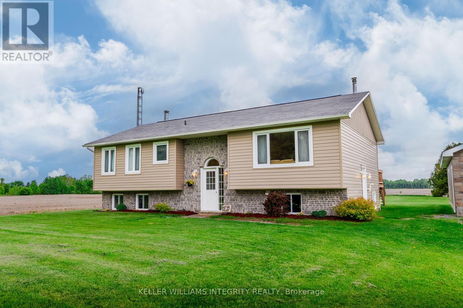 Property at 10811 HULBERT ROAD image 4