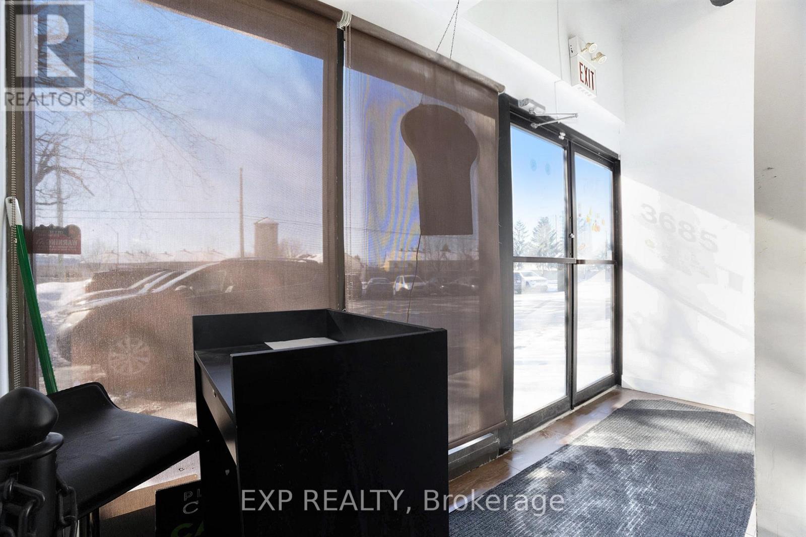 3685 Riverside Drive, Ottawa, Ontario  K1V 0K8 - Photo 3 - X12166161