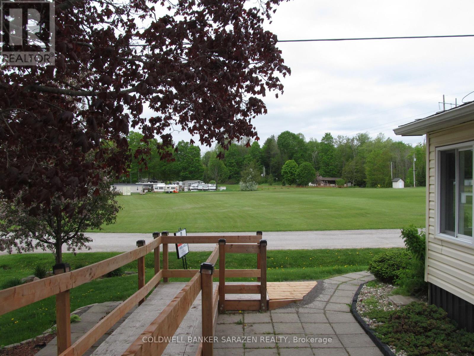 21 Lakefront Lane, Mcnab/braeside, Ontario  K0A 3L0 - Photo 36 - X12138511