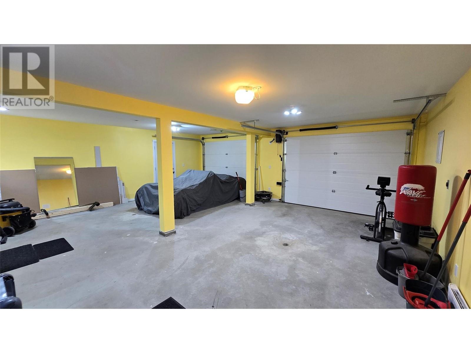 219 Montego Road, Kamloops, BC V2H1N1