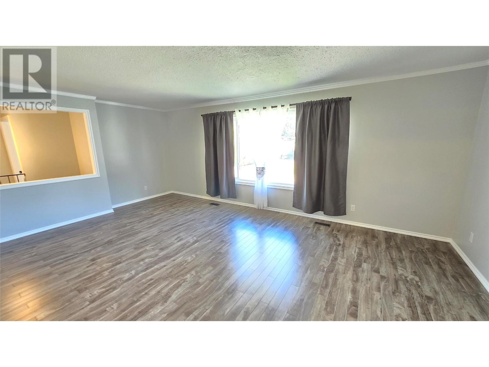 Property at 219 Montego Road image 4