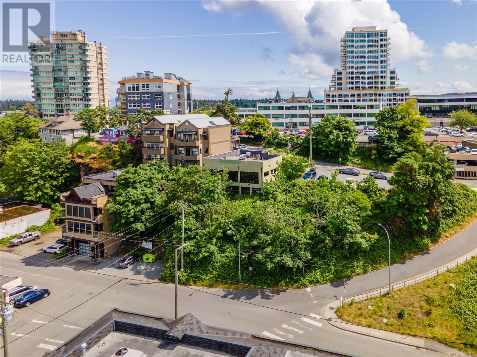 77 & 85 Skinner St, Nanaimo, British Columbia  V9R 5G9 - Photo 2 - 1000793