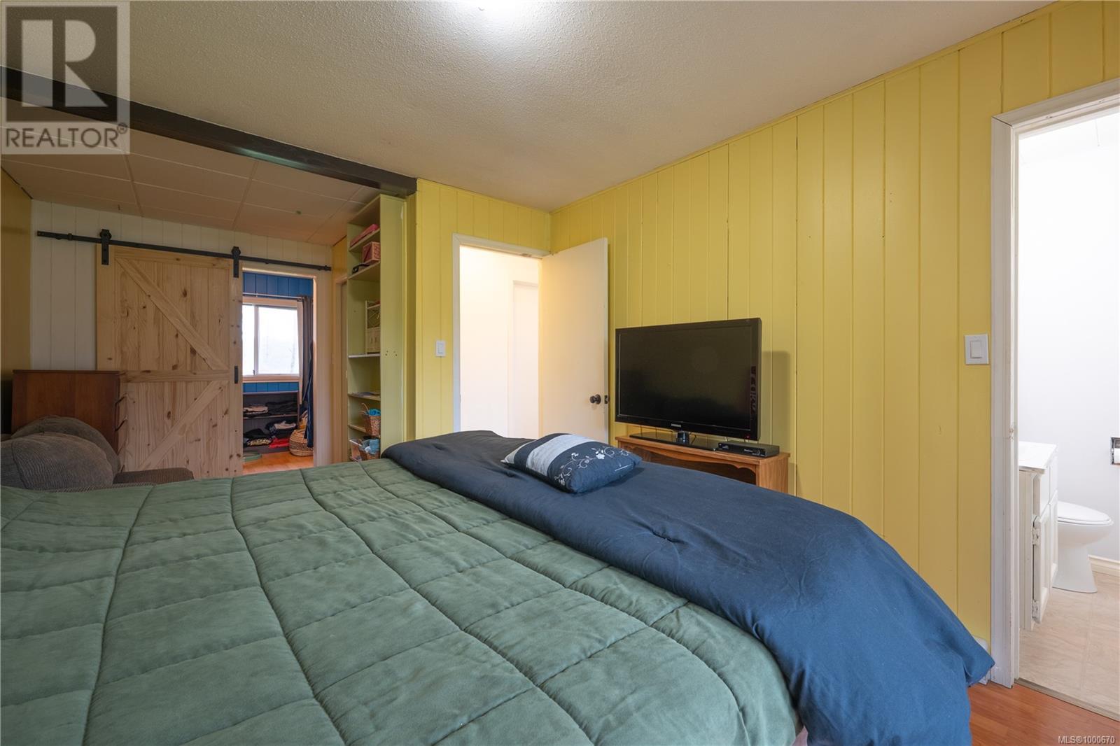 Property at 6557 North Rd image 2