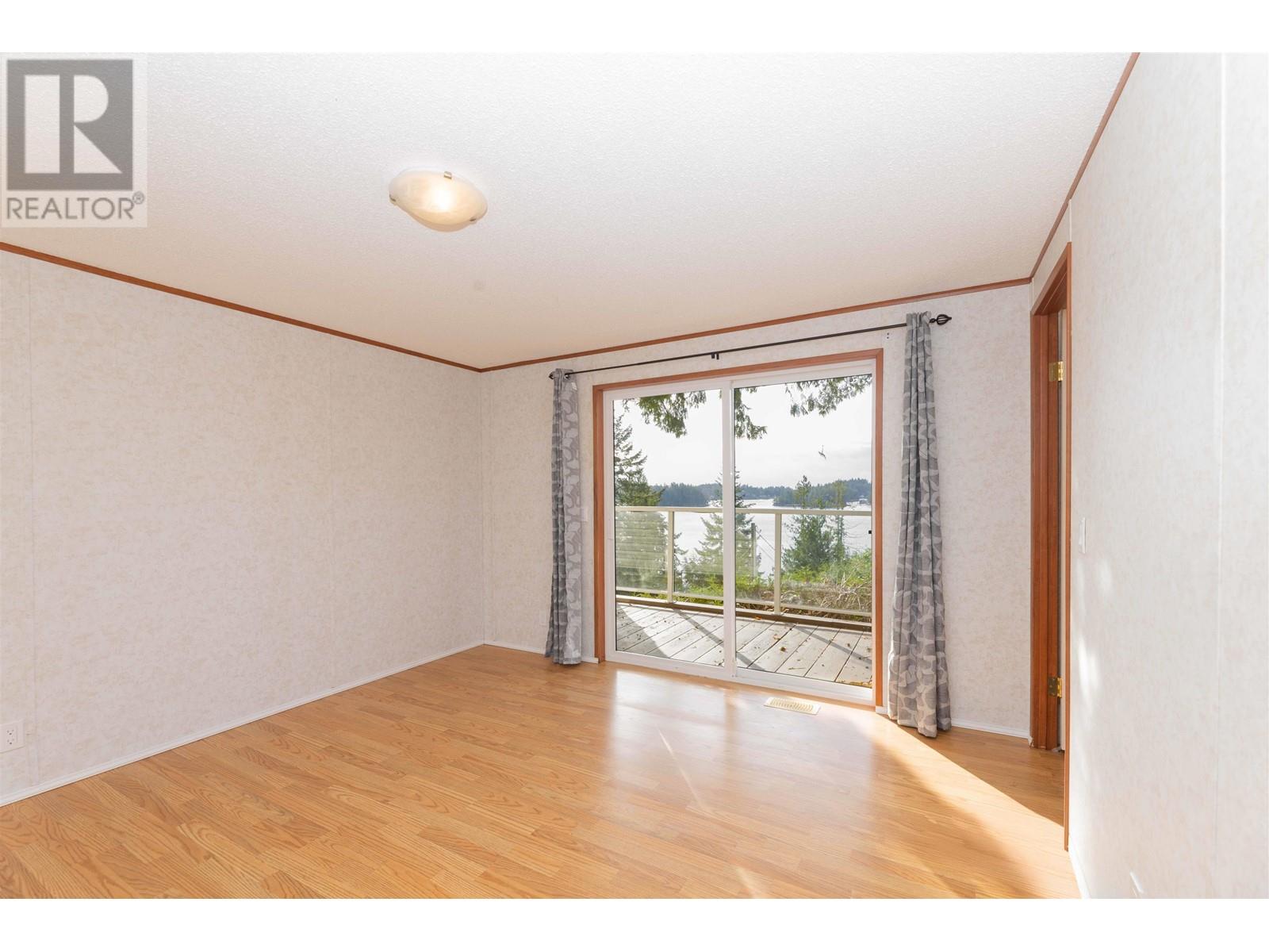 4799 Sinclair Bay Road, Garden Bay, British Columbia  V0N 1S1 - Photo 13 - R2989470
