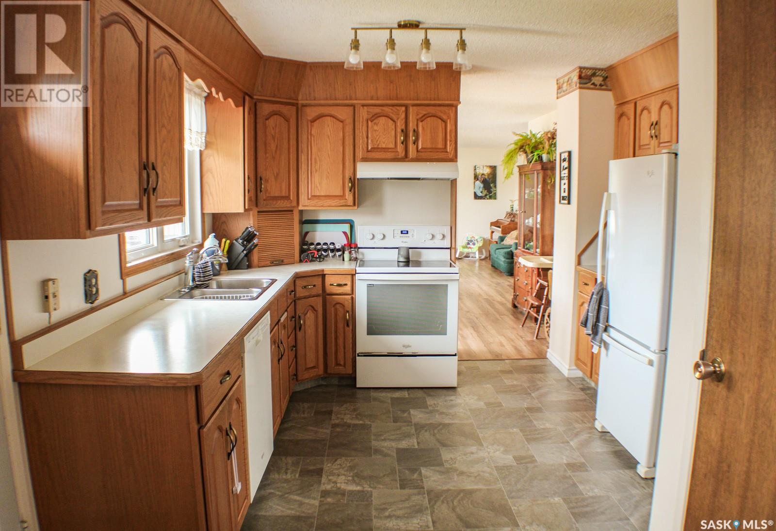 310 Churchill Drive, Melfort, Saskatchewan  S0E 1A0 - Photo 10 - SK006786