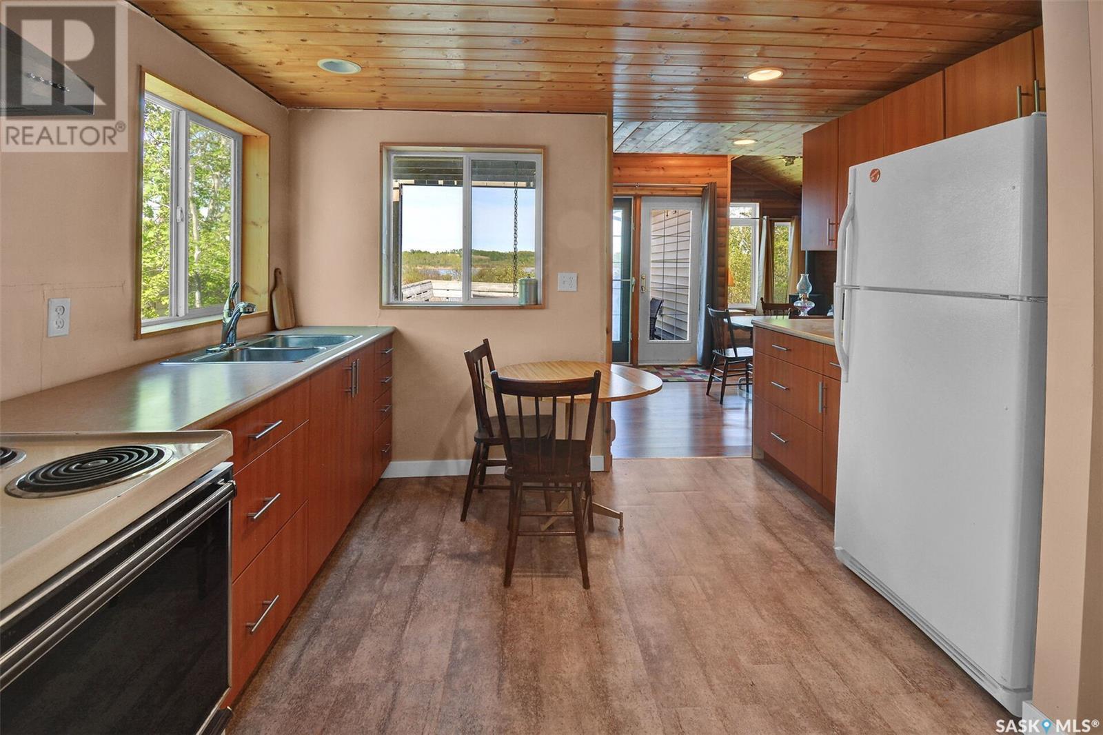 3639 Schitka Beach Drive, Wakaw Lake, Saskatchewan  S0K 4P0 - Photo 8 - SK006615