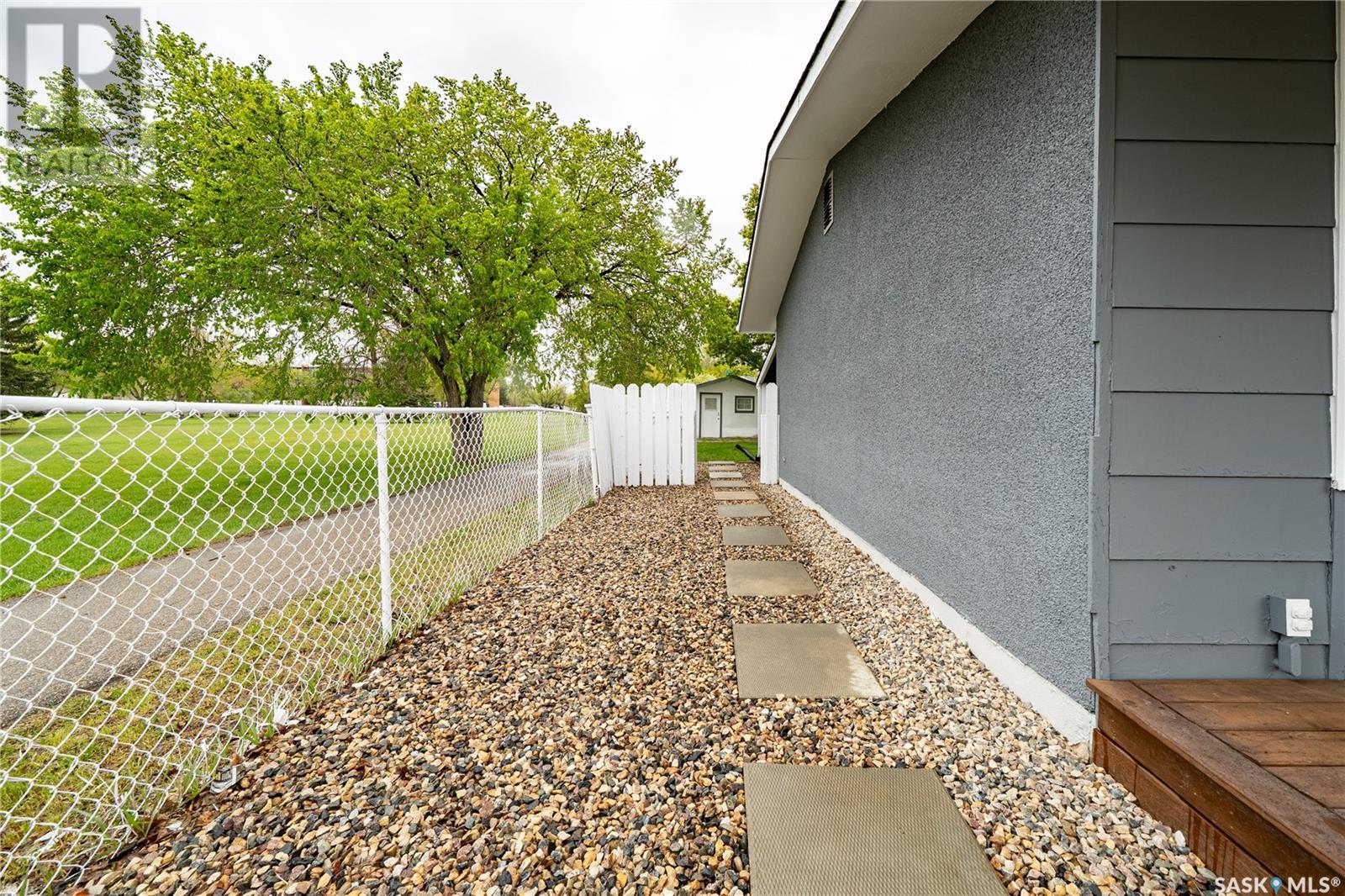 62 Cavendish Street, Regina, Saskatchewan  S4N 4M5 - Photo 33 - SK006575