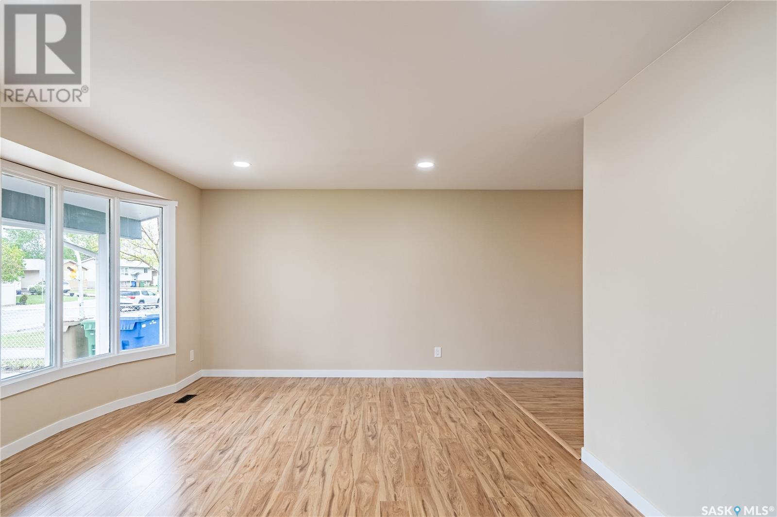 62 Cavendish Street, Regina, Saskatchewan  S4N 4M5 - Photo 7 - SK006575