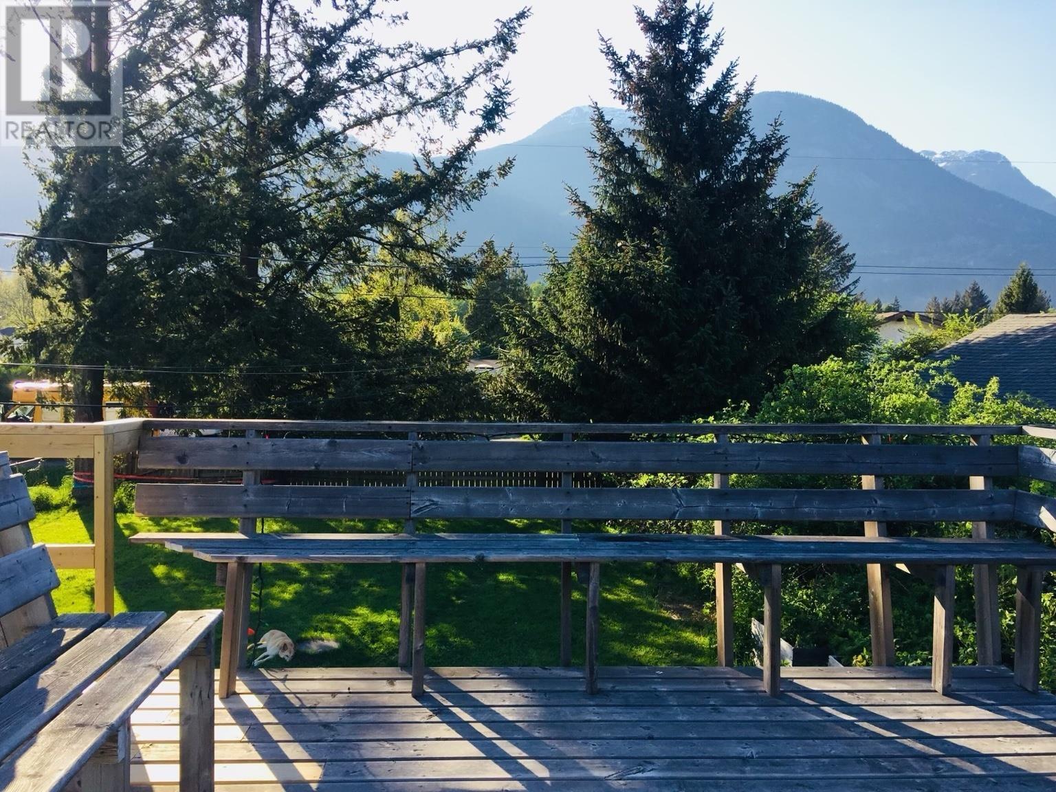 37956 Fourth Avenue, Squamish, British Columbia  V8B 0P7 - Photo 20 - R3005534