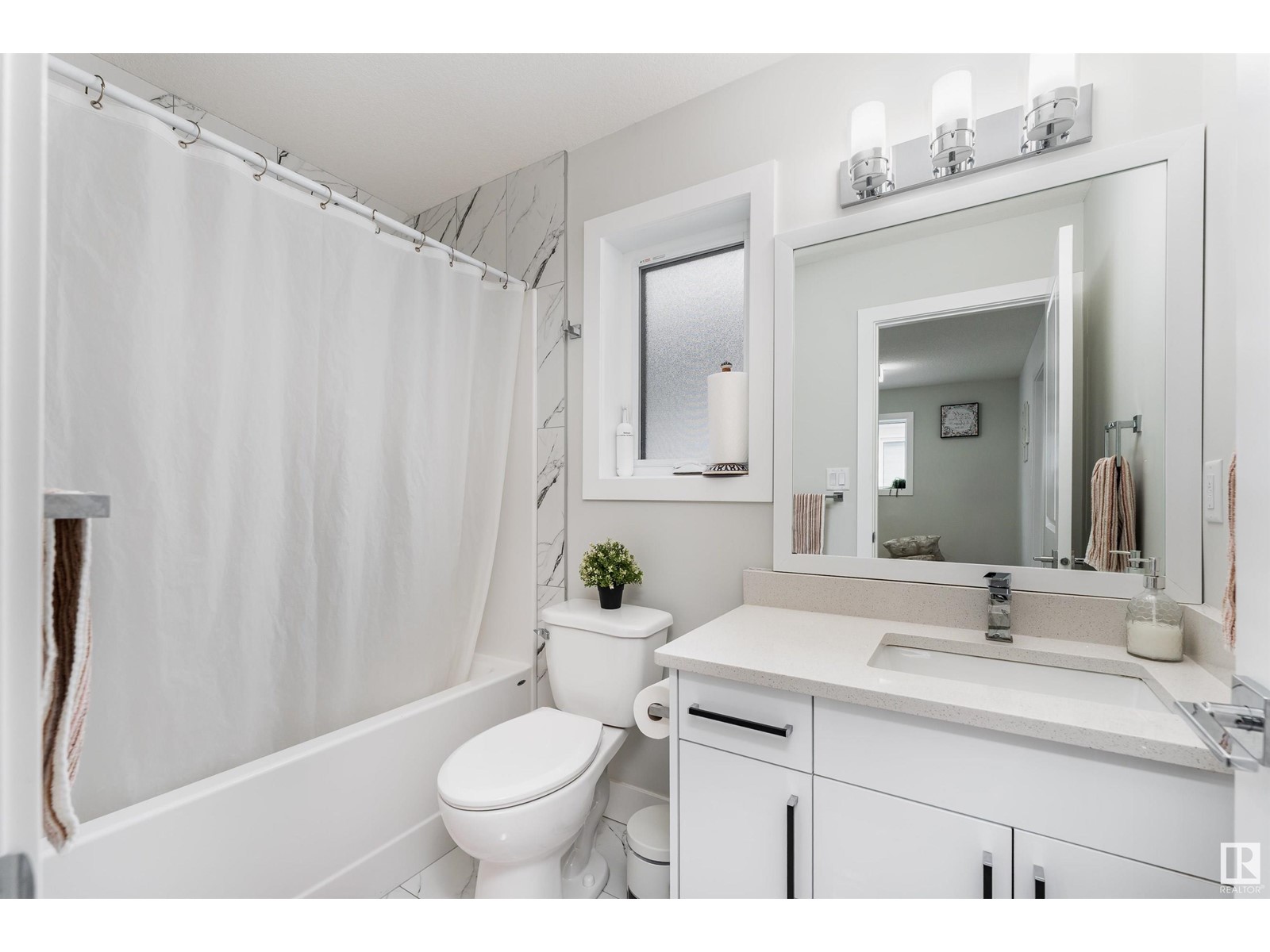 1723 26a St Nw, Edmonton, Alberta  T6T 2H9 - Photo 29 - E4437851