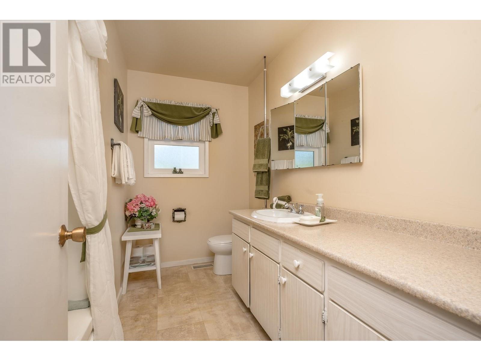 5282 Saratoga Drive, Delta, British Columbia  V4M 2E9 - Photo 17 - R3005882
