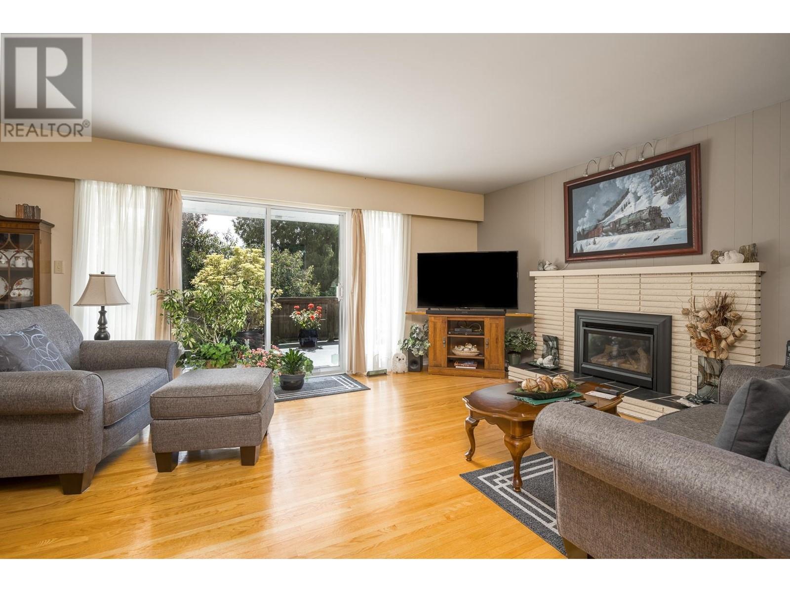 5282 Saratoga Drive, Delta, British Columbia  V4M 2E9 - Photo 2 - R3005882